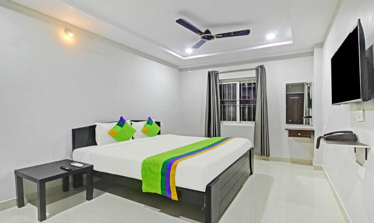 Itsy Hotels Sunrise Grand, Hitech City Hyderabad Exterior foto