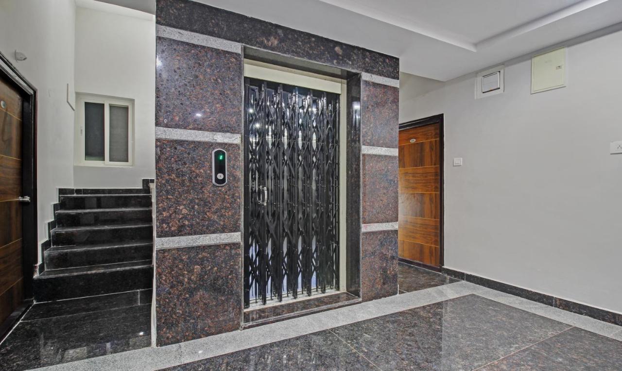 Itsy Hotels Sunrise Grand, Hitech City Hyderabad Exterior foto