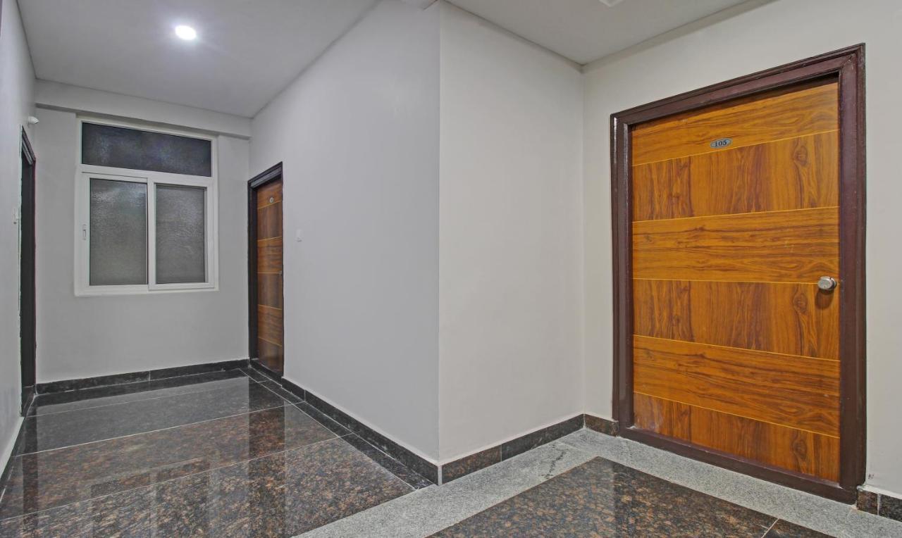 Itsy Hotels Sunrise Grand, Hitech City Hyderabad Exterior foto